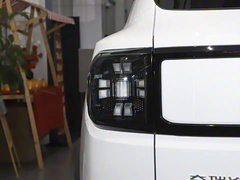 2025�� 2.0TD XWD����