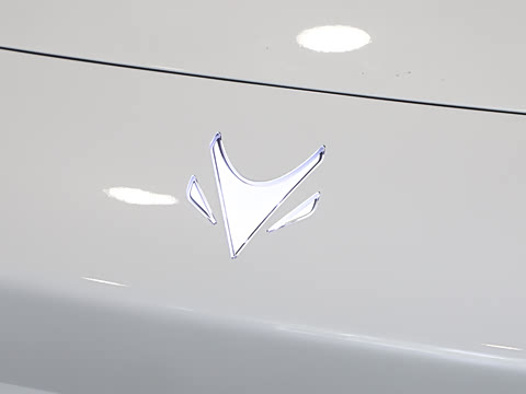 2025�� 735MAX 160kW