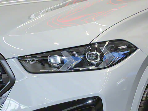 2024�� X6 M ������