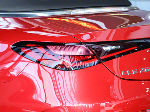 2025�� CLE 260 ������ܳ�