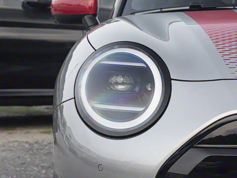 2025�� JOHN COOPER WORKS