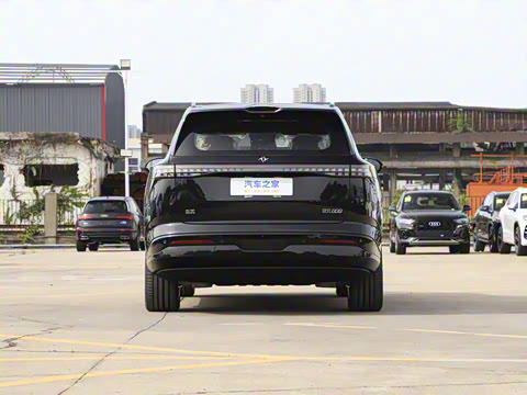 2025�� 636Ultra�Ǽݰ� 5��