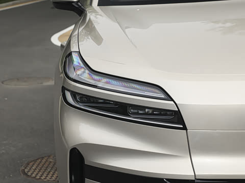 2025�� Ultra ������