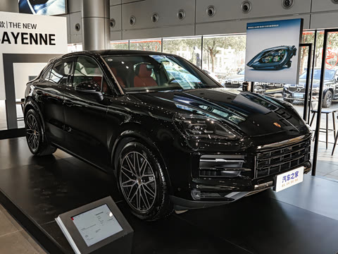 2025�� Cayenne Coup�� 3.0T