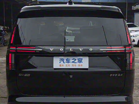 2025�� Ultra ����