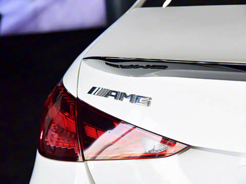 2024�� �Ŀ� AMG C 43 4MATIC