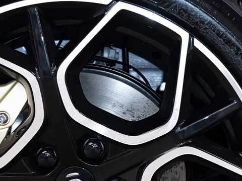 2025�� ��������� 710�콢��