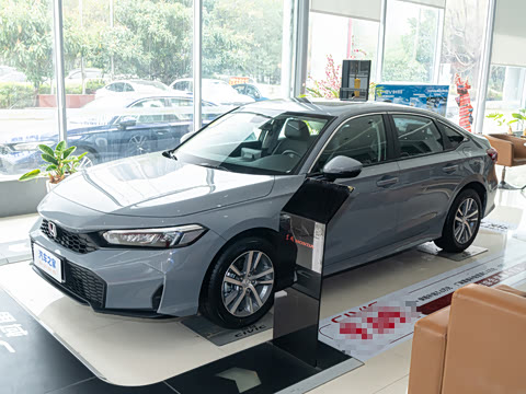 2025�� 240TURBO CVT ��ȤPlus