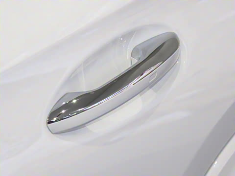 2025�� �Ŀ� GLC 260 L 4MATIC ������