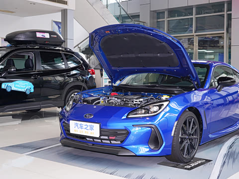 2025�� 2.4L �ֶ���EyeSight STI Sport type RS