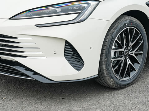 2025�� �Ǽݰ� DM-i 1.5L 125km ������