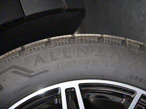 2025�� Cayenne E-Hybrid 2.0T