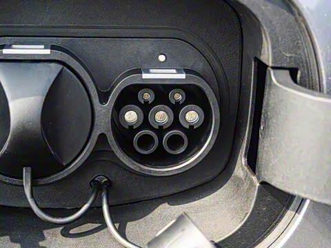 2025�� EV 545KM��Խ��