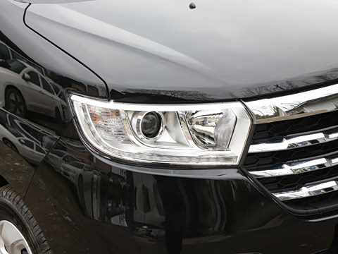 2025�� PLUS 1.5T �ֶ������� 9��