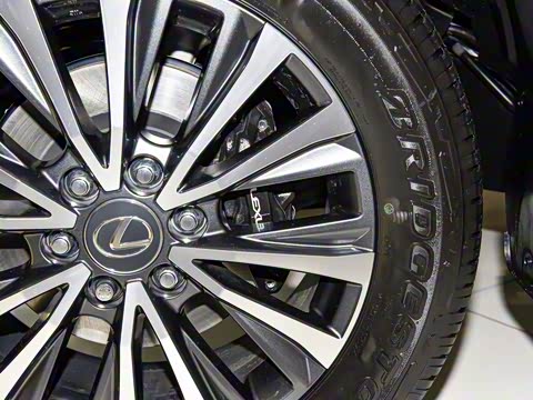 2025�� 700h ��;��