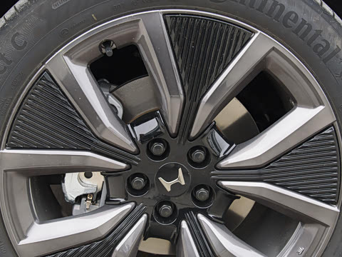 2025�� ����������Max