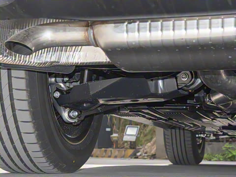 2025�� �Ŀ� GLC 260 L 4MATIC ������