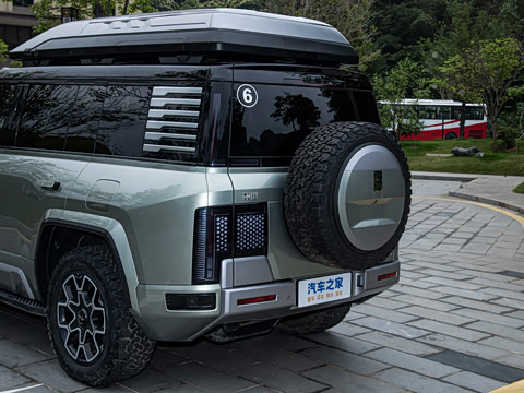 2023�� ԽҰ��Ұ���װ��