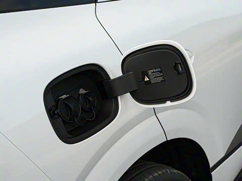 2025�� EV 605�캽Pro��