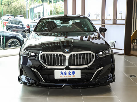 2025�� 530Li xDrive M�˶���װ