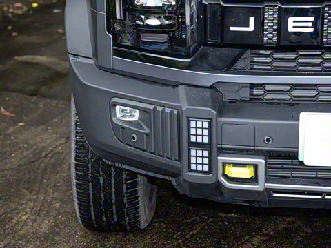 2024�� C-DM 208KM ɽҰ��