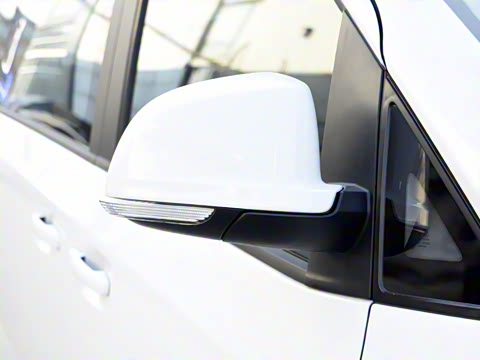 2025�� 2.0L �ֶ��м����а� CNG 7��