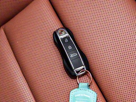 2025�� Carrera 3.0T