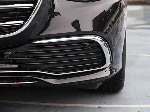 2025�� S 400 L ������