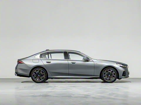 2024�� 530Li xDrive M�˶���װ