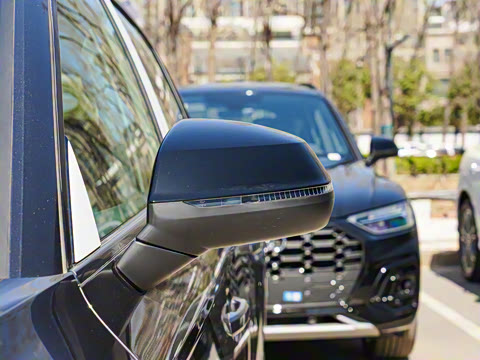 2025�� quattro 45�����ذ� 45 TFSI ������