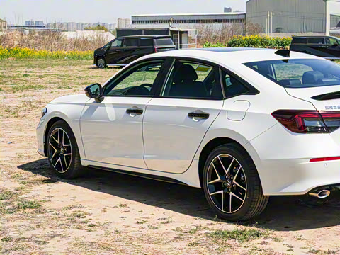 2025�� 240TURBO CVT ��ȤMax