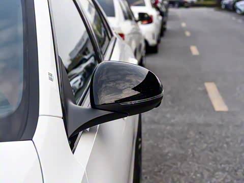 2025�� �Ŀ� C 260 L �ҹ�˶���