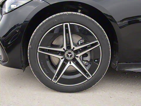 2025�� �Ŀ� C 260 L �ҹ�˶���