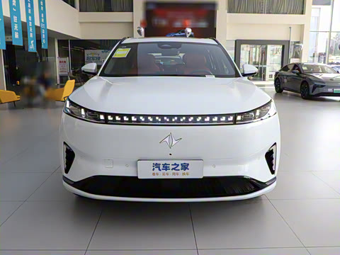 2025�� 210Ultra���̰� 6��