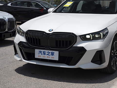 2025�� 525Li M�˶���װ