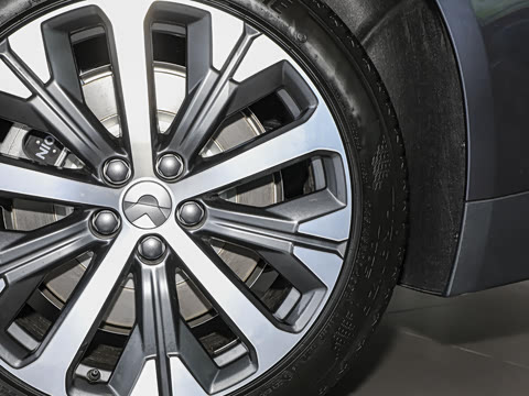 2024�� 75kWh ����ǩ����