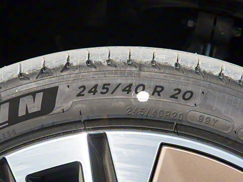 2025�� 530Li ������ ������װ