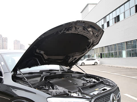 2024�� GLC 260 L 4MATIC ������ 7��