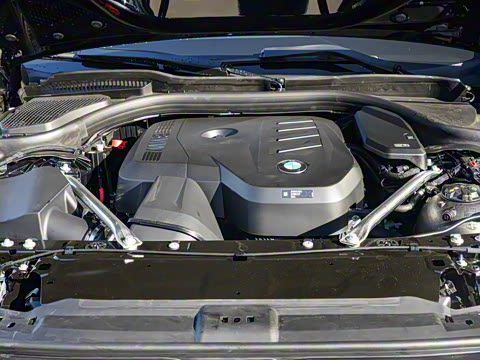 2025�� 530Li ������ M�˶���װ