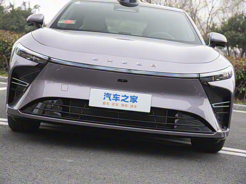 2025�� ���� Ultra �����콢