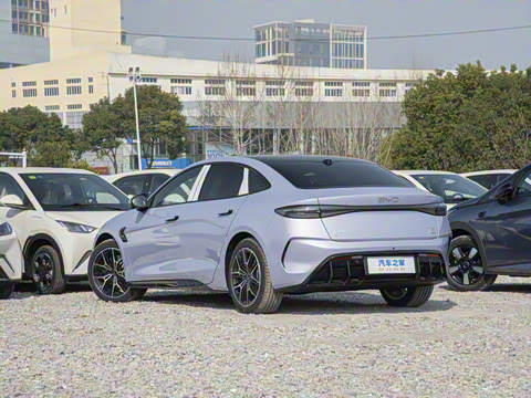 2025�� 650�Ǻ���