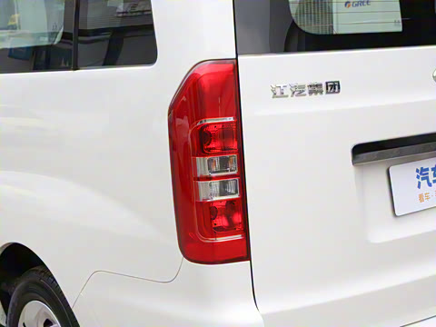 2023�� PLUS 1.8L 7/8�����ʰ�CNG