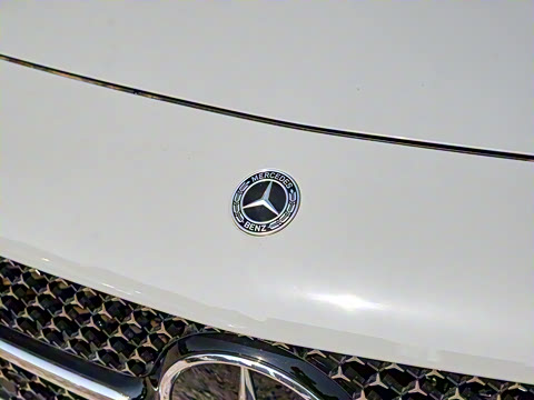 2025�� CLE 260 ������ܳ�