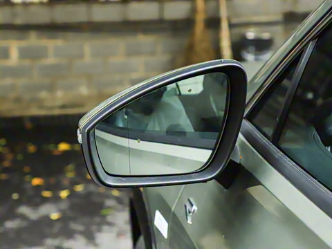 2025�� ̽��L 330TSI ������ӢCity��