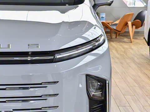 2025�� �콢��