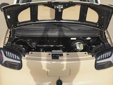 2025�� Pro 282km ���ư�