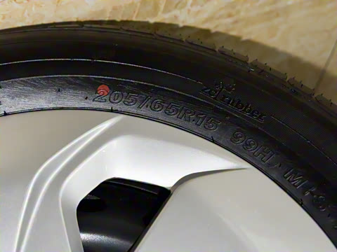 2023�� PLUS 1.8L 7/8�����˰�CNG