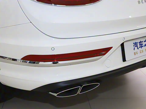 2024�� 4.0T V8 ������