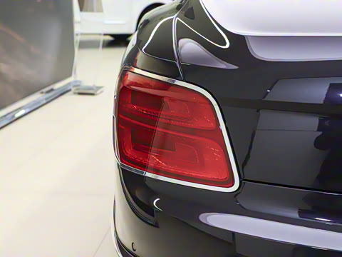 2024�� V8 Edition 8