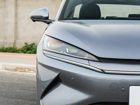 2025�� EV 545KM׿Խ��